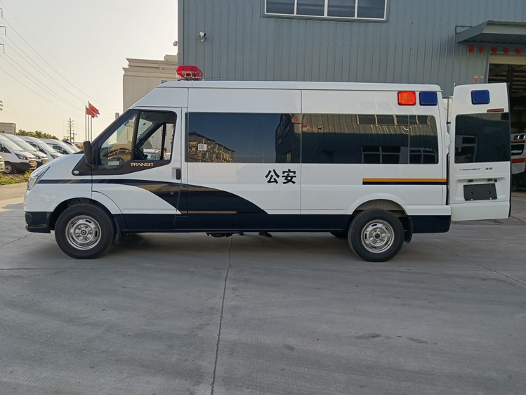 福特V348囚車 9-11座囚車 河南湖北程力囚車