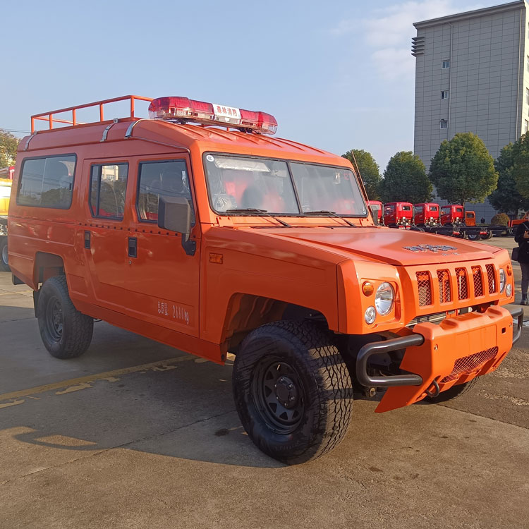 四驅(qū)器材消防社區(qū)園區(qū)滅火車_甘肅青海 小型巡邏車_城市鄉(xiāng)鎮(zhèn)民用水罐救援滅火車