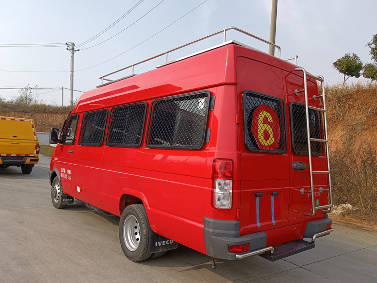 四驅長城炮應急消防器材車_甘肅青海 應急滅火救援車_物業小區消防巡邏車