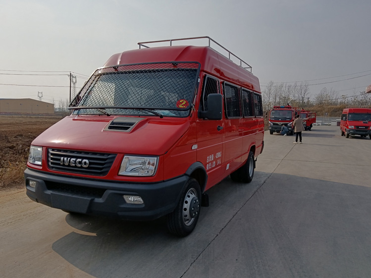 四驅長城炮應急消防器材車_甘肅青海 搶險救援救火車_水罐式泡沫滅火車