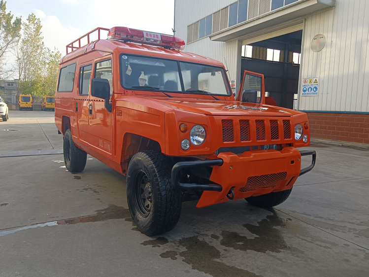 雙排座運兵車_森林防火指揮車10-15人 北汽巡邏消防運兵車_越野森林防火指揮車 