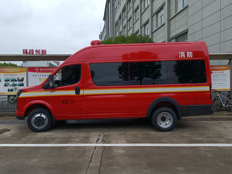 雙排座運兵車_森林防火指揮車10-15人 北汽四驅(qū)越野運兵車_小型運兵車 