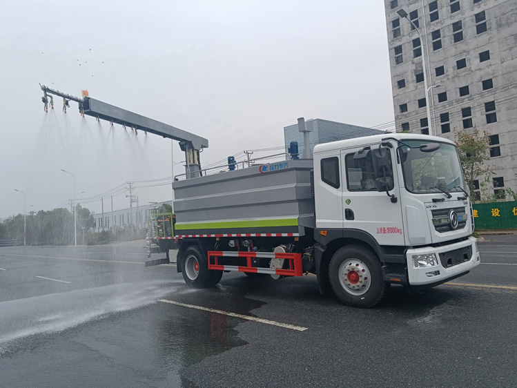 鐵路抑塵車廠家直銷_15噸固化劑噴灑車 山西朔州煤礦霧炮噴霧車_鐵路工地抑塵車工廠報價