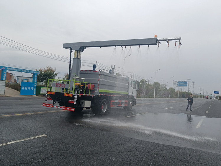 東風(fēng)D9鐵路抑塵車不交購(gòu)置稅_12噸火車煤炭抑塵劑噴灑車 山西忻州消毒防疫灑水車_15噸運(yùn)煤抑塵劑固化劑噴灑報(bào)價(jià)實(shí)惠