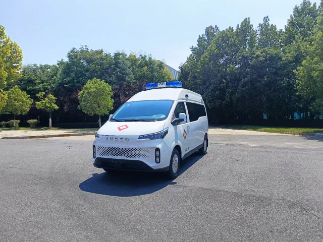 金杯120救護車-公共衛生服務體檢車可分期幫上戶