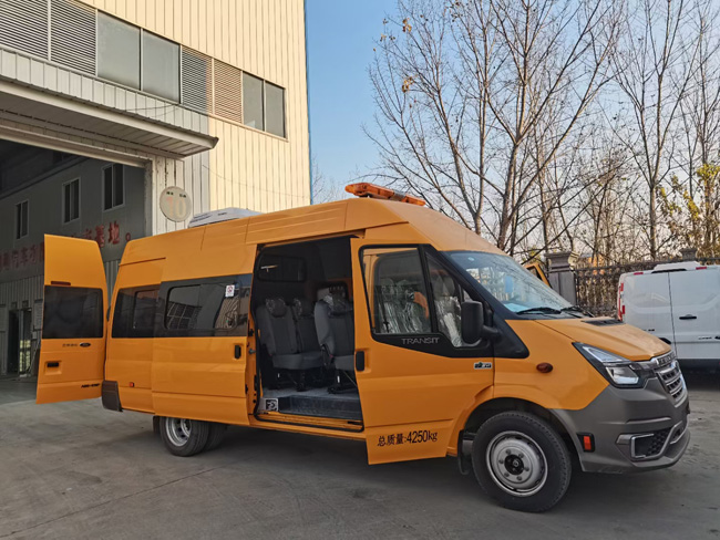 依維柯救險車_氣體防護車_氣防救險車_管線搶修氣防車 山東化工園區氣防車 福特V348應急救援氣防車_應急氣防救援車_供電線路搶修氣防車