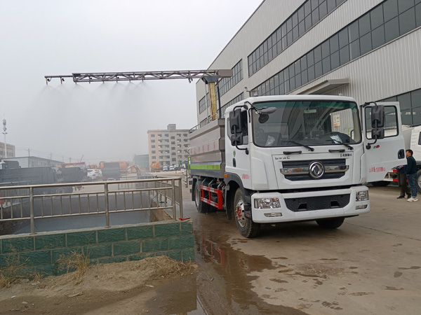 東風華神T3鐵路抑塵車_霧炮灑水車大型鐵路抑塵車_礦區抑塵降塵車_5噸鐵路抑塵車價格好_15噸多功能噴灑車