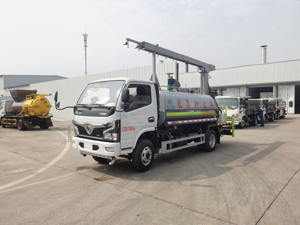 東風天錦12噸鐵路抑塵車_除霾霧抑塵車煤炭揚塵噴霧車_12噸火車皮固化降塵車質量好_多功能除塵降塵車_煤場抑塵車噴霧均勻