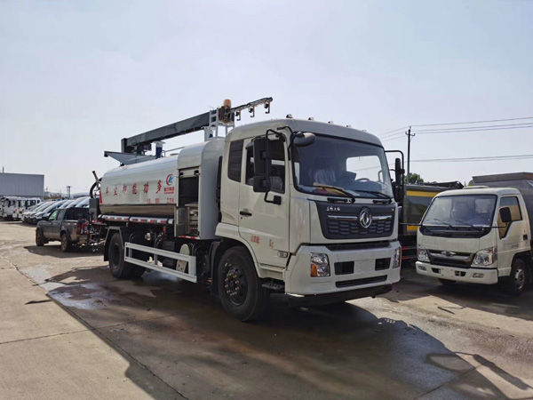 東風華神T3_10噸鐵路抑塵車_鐵路多功能抑塵噴灑車小型多功能鐵路抑塵車_煤炭固化劑噴灑車多少錢_噴霧車皮封層車_15噸鐵路煤炭抑塵