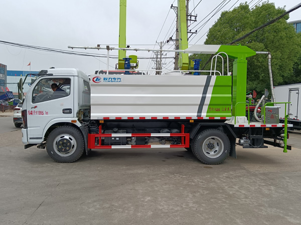 東風(fēng)多利卡D9鐵路抑塵車_噴淋消毒車15噸方罐鐵路抑塵車_鐵路噴霧抑塵車多少錢_煤炭運(yùn)輸抑塵車